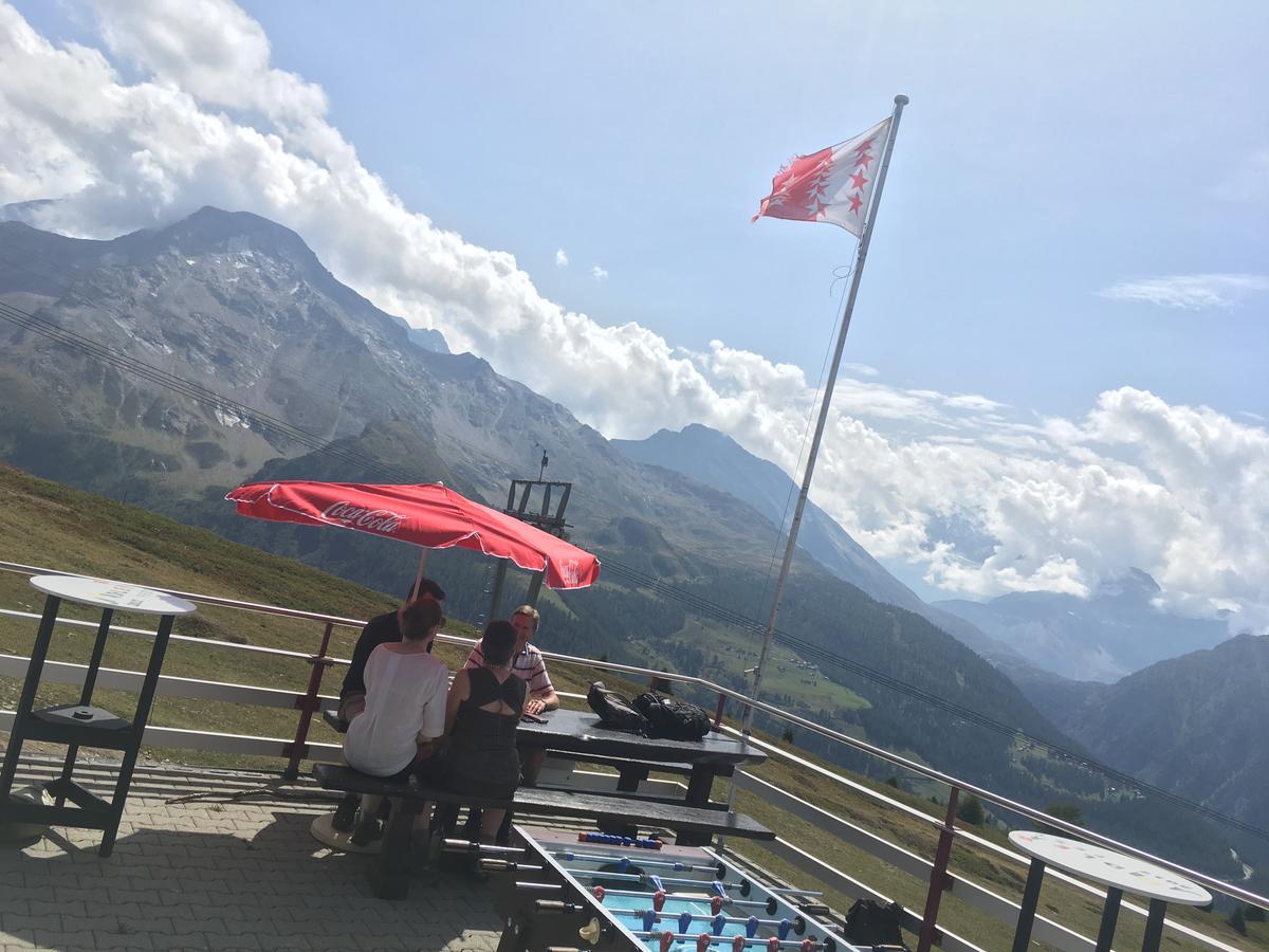 Restaurant Fleschboden Hostel Rosswald Exterior photo